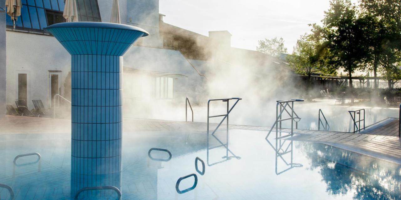 Hotel Hofmark Bad Birnbach Bagian luar foto